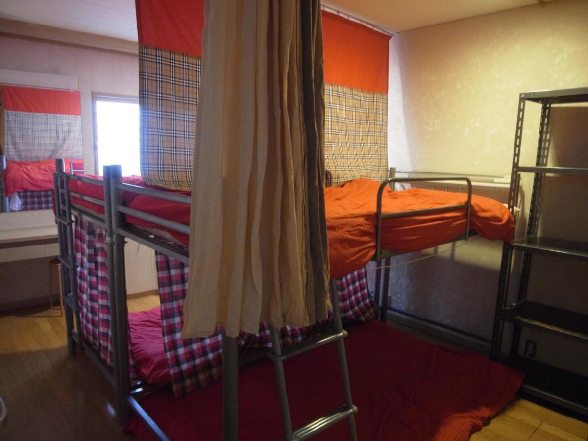 Girls Only Share House Tama Hostal *
